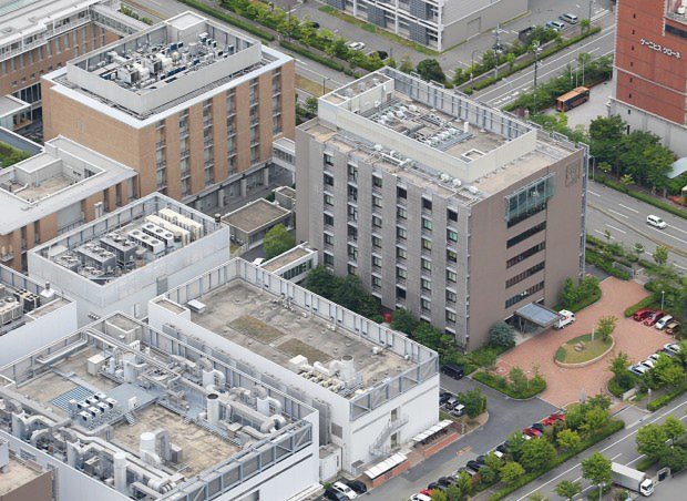 理化学研究所「発生・再生科学総合研究センター」の建物=神戸市中央区で2014年6月12日