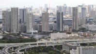 東京・湾岸エリアの高層マンション群、本社ヘリから望月亮一撮影