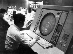 30年前の航空管制用レーダー。写真は札幌航空交通管制部