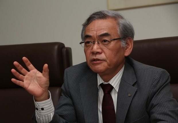 日航の鈴鹿靖史監査役=東京都品川区の同社で2015年7月29日、米田堅持撮影