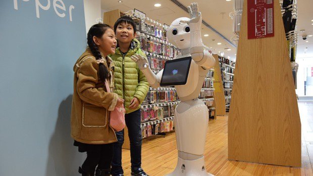 ソフトバンクの感情認識ロボット「Pepper(ペッパー)」