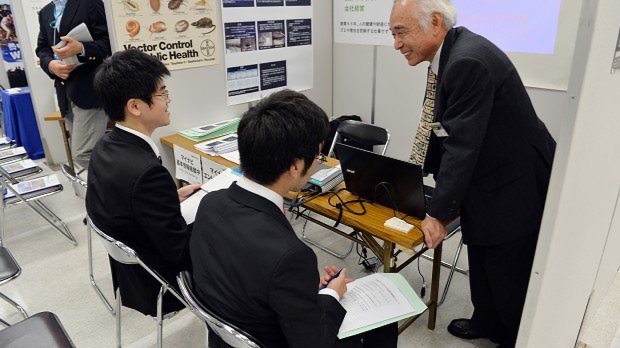マイナビ合同会社説明会で=関口純撮影