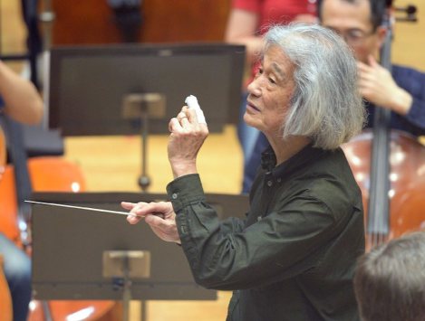 ニュース トピックス 津田ホール 音楽家の 甲子園 閉館へ 豊かな音響 存続を 毎日新聞