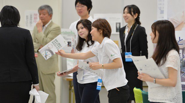 マイナビ合同会社説明会で=関口純撮影