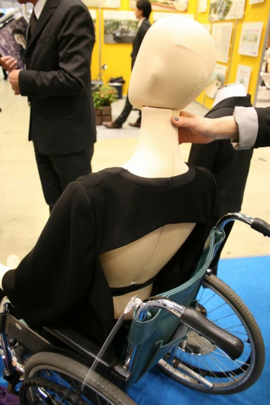 エンディング産業展：葬儀や供養…終活業者が初めて集結 [写真特集10/11