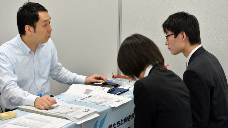 マイナビ合同会社説明会で=関口純撮影