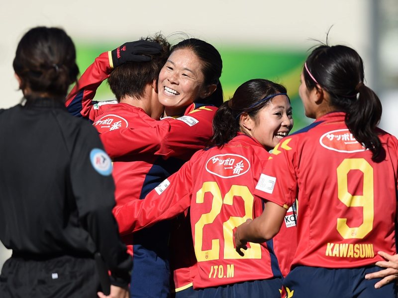 女子サッカー：澤穂希、引退発表後初の公式戦 皇后杯準々決勝