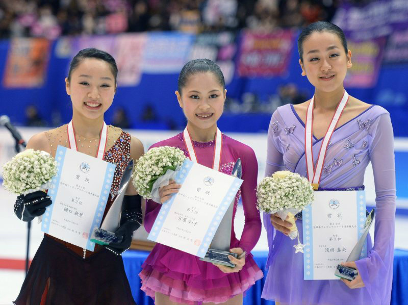 Figure skating Miyahara captures 2nd straight national title, Asada