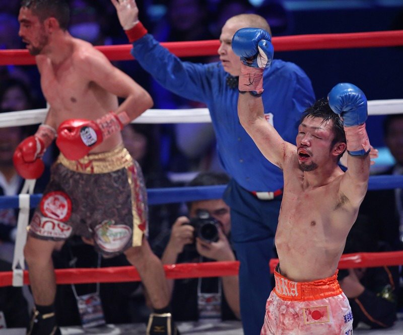 ボクシング　八重樫東　サイン入　タオル 八重樫東 7回KO負け 3階級制覇ならず | Boxing News（ボクシングニュース）