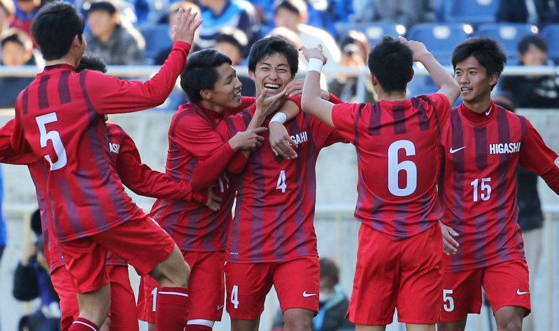 高校サッカー 東福岡最弱世代 反骨で2冠達成あと1勝 毎日新聞 高校サッカー 東福岡最弱世代 反骨で2冠達成あと1勝 毎日新聞