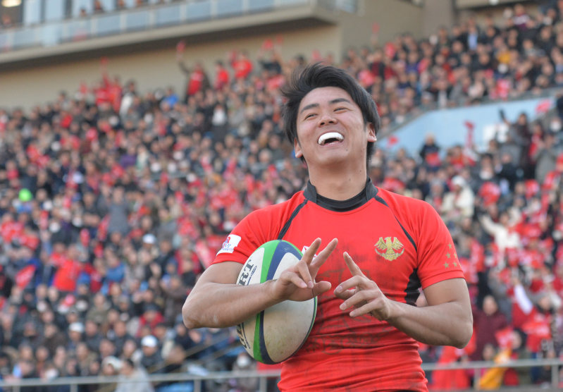 大学ラグビー：竹山のトライでギアチェンジ 帝京大V7 | 毎日新聞