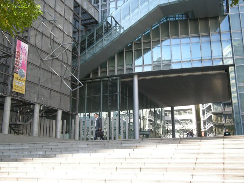 大学への道 明治大学 ｊｒ御茶ノ水駅から 写真特集10 18 毎日新聞