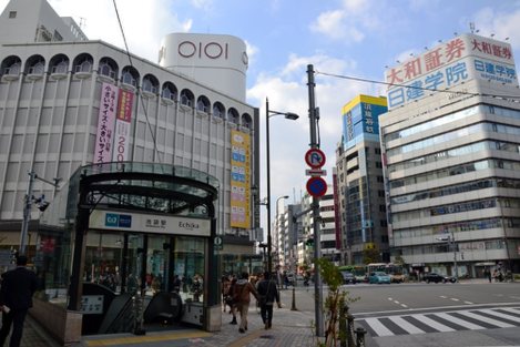 大学への道 立教大学 池袋駅から 写真特集5 28 毎日新聞
