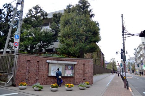 大学への道 立教大学 池袋駅から 写真特集 28 毎日新聞