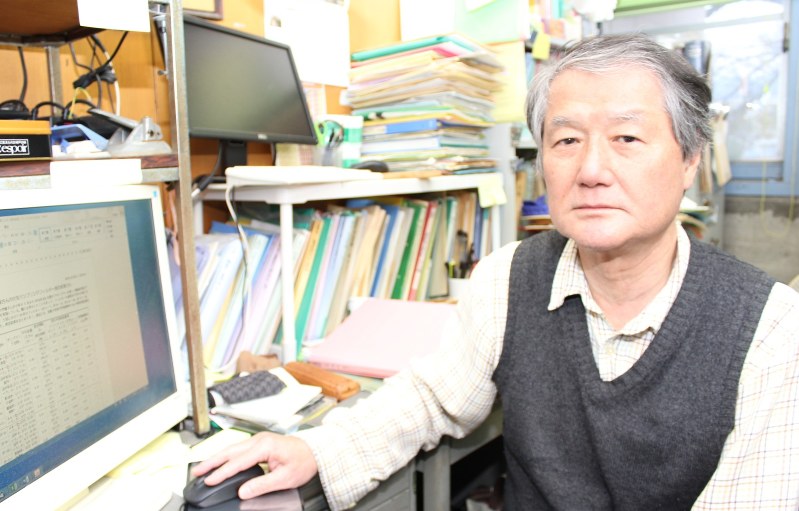 定年退職する京大原子炉実験所の今中哲二助教=2016年1月4日、大島秀利撮影