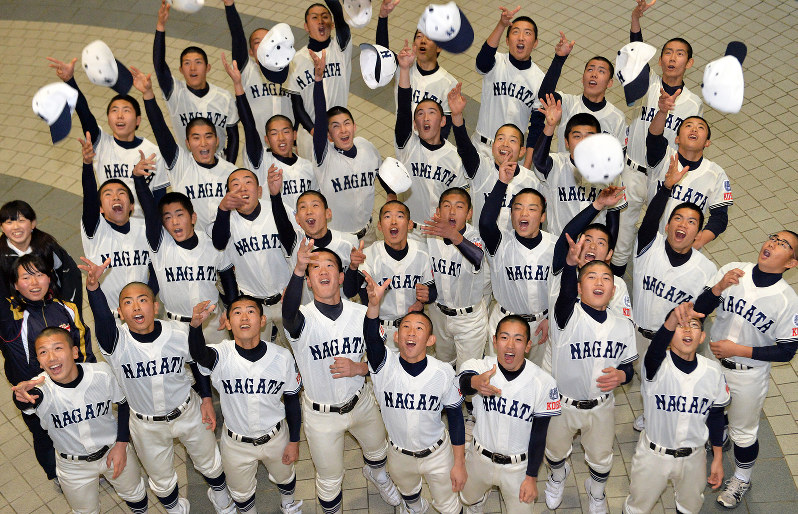 選抜高校野球：21世紀枠・長田 阪神大震災復興アピール | 毎日新聞