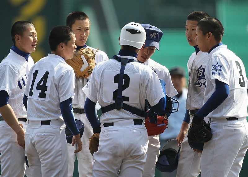 甲子園　幻　第９２回選抜高校野球　公式主催者　毎日新聞社ネーム入り　センバツ Amazon.co.jp: 甲子園 幻 第92回選抜高校野球 公式主催者 毎日