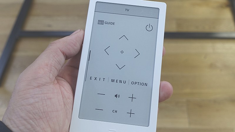 電子ペーパーを活用したリモコン「ハウス」。自分が便利と思えるリモコンを自由に作れるのが特徴