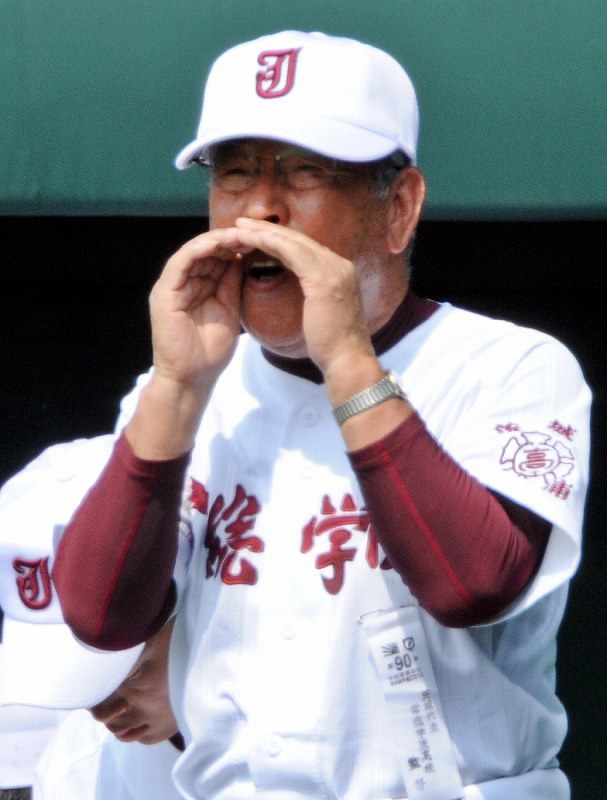高校野球：伝説の名将たち [写真特集6/17] | 毎日新聞