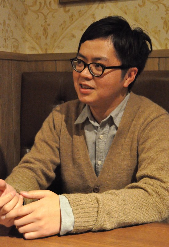 自らの吃音の体験をもとにした漫画を描いた漫画家の押見修造さん=2016年、塩田彩撮影