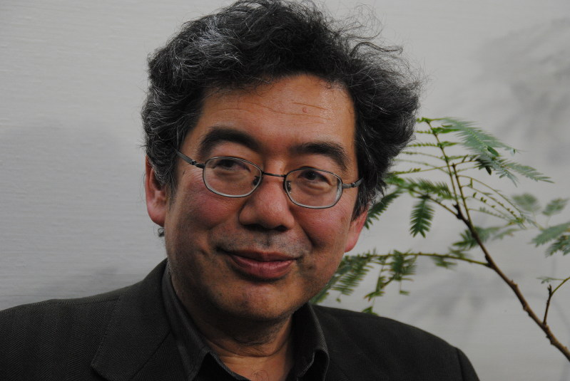 まつばら・ひとし 1959年東京生まれ。東京大理学部情報科学科卒。86年、同大学院工学系研究科博士課程修了。工学博士。通産省工業技術院電子技術総合研究所(現産業技術総合研究所)を経て2000年からはこだて未来大教授。専門は人工知能、ゲーム情報学。著書に「鉄腕アトムは実現できるか?」など。