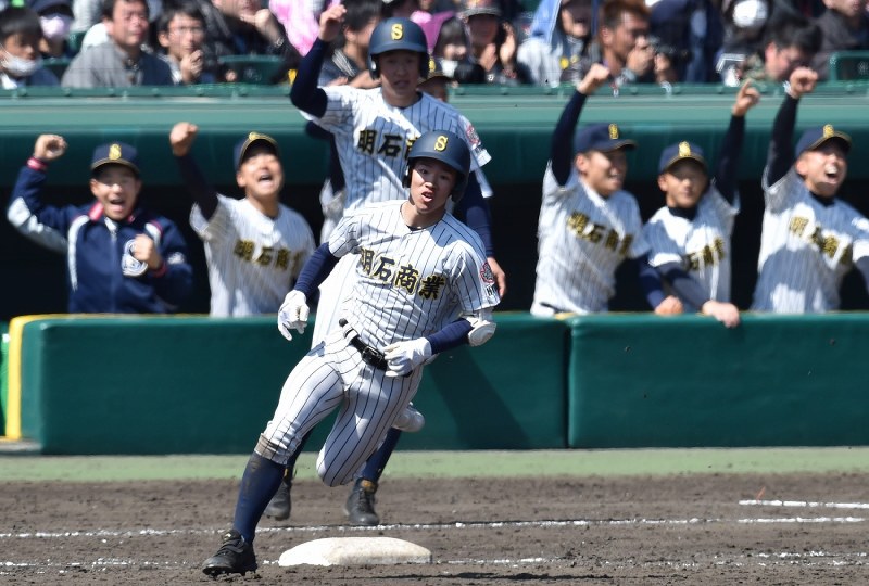 選抜高校野球：第7日第2試合 東邦（愛知）対明石商（兵庫） [写真特集