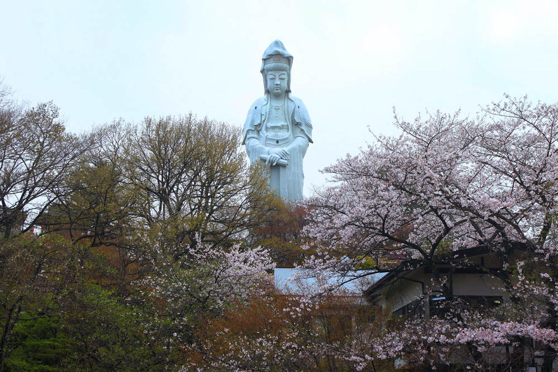 日本ワタシ遺産：登録No.08 高崎白衣大観音（群馬県高崎市） ＝写真