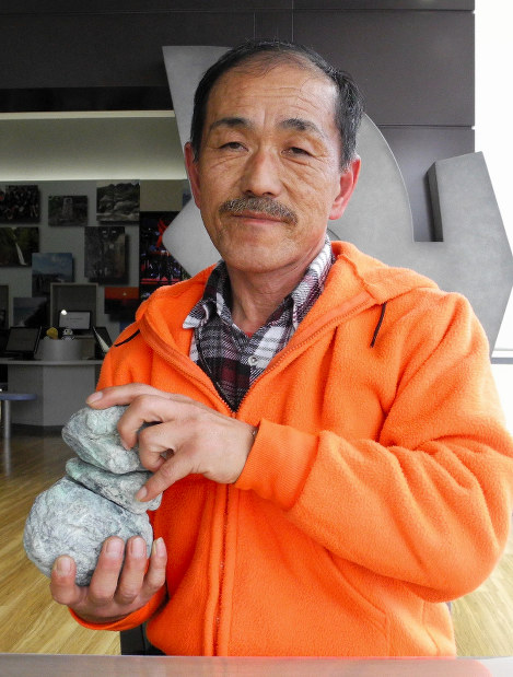 3連結ヒスイ：奇跡の発見 11年越し一つに結合 | 毎日新聞