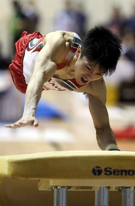 体操：内村航平、全日本9連覇 白井健三2位 [写真特集1/20] | 毎日新聞