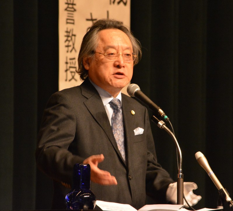慶応大の小林節名誉教授