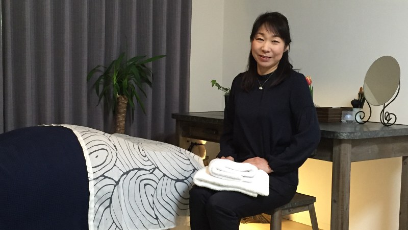 「セレナイト」のさとう桜子さん=吉永磨美撮影