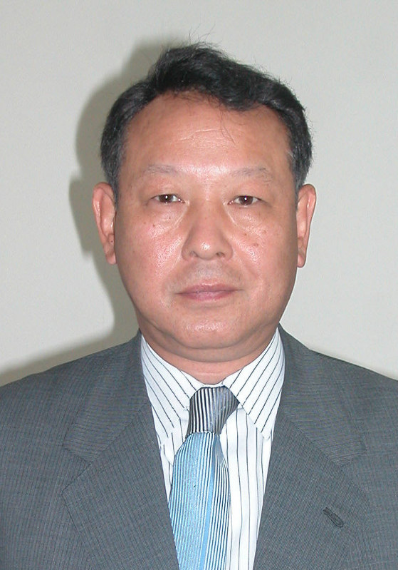 松本文明副内閣相
