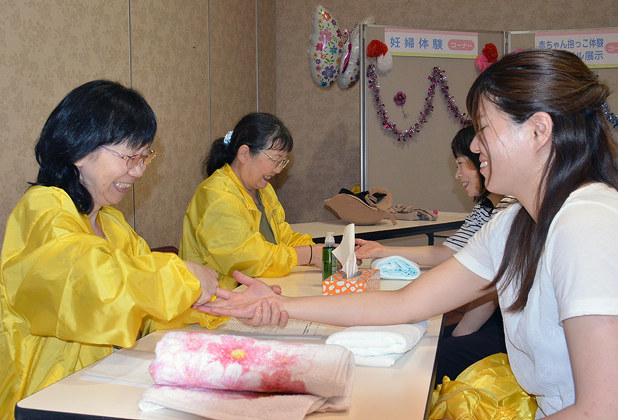 看護フェスティバル 看護師ら市民健康相談 看護の日 前に 富山で 富山 毎日新聞