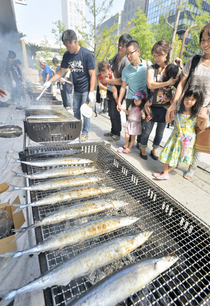 さんま焼き師 大船渡市が全国初の資格 ７月に試験 岩手 毎日新聞