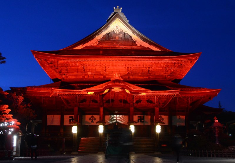 セクハラ騒動で揺れる善光寺