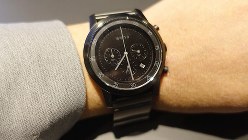 ウェナリストの６万９８００円（税別）のモデル
