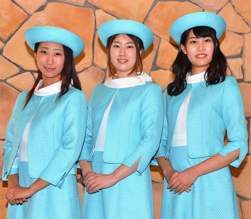 クイーンまいづる ３７代決定 坂本さん 神谷さん 小嶋さん 魅力ｐｒ 京都 毎日新聞