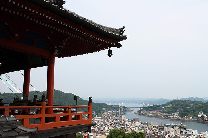 舞台をゆく 広島県尾道市 林芙美子 放浪記 旅の古里 海穏やかに 毎日新聞