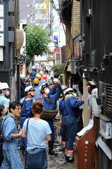 京都花街先斗町で火災 京都 先斗町火事 毎日新聞