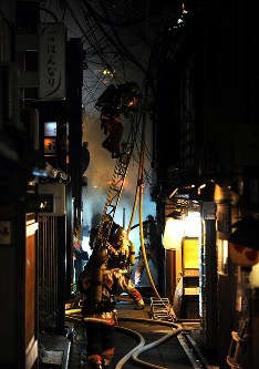 京都花街先斗町で火災 京都 先斗町火事 写真特集5 9 毎日新聞