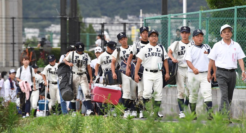 PL学園：「逆転」ならず敗退、休部へ…高校野球大阪大会 [写真特集14