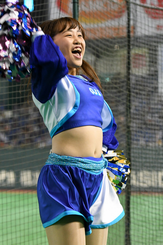 高校野球　チアリーディングウェア イエロー/ホワイト 新座柳瀬高校 チアダンス部 Shineys チアガール ユニフォーム