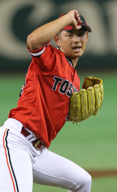 【東芝(川崎市)−JR九州(北九州市)】東芝の先発・谷岡=東京ドームで2016年7月19日、梅田麻衣子撮影