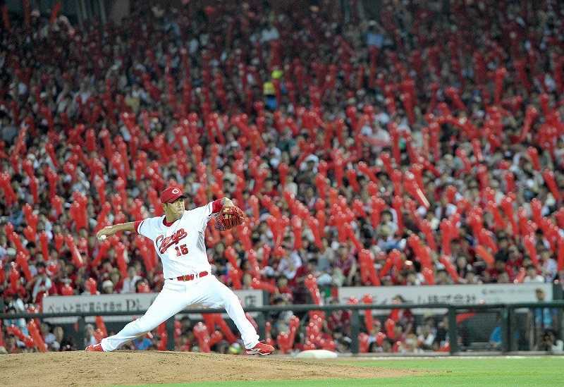 プロ野球：黒田、日米通算200勝 [写真特集5/12] | 毎日新聞