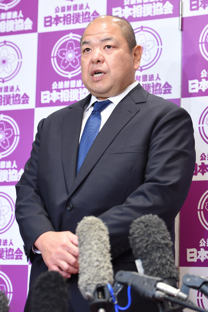 千代の富士死去：八角理事長「勝ちに貪欲 弱音吐かず」 | 毎日新聞