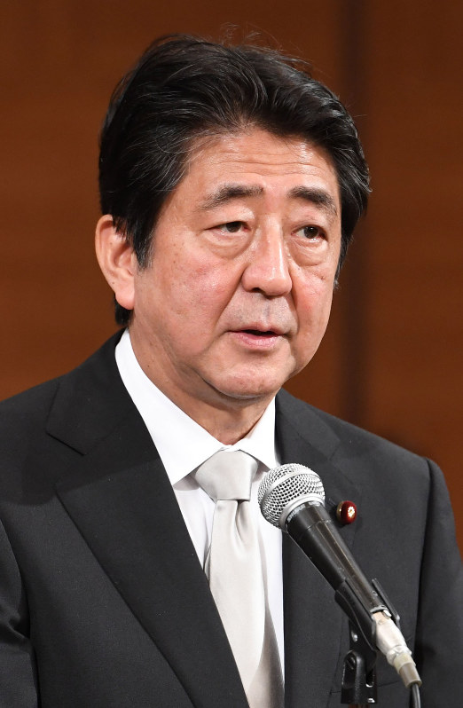 安倍晋三首相=広島市中区で2016年8月6日、山崎一輝撮影