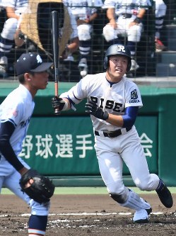 高校野球：第2日第3試合 高川学園（山口）―履正社（大阪） [写真特集