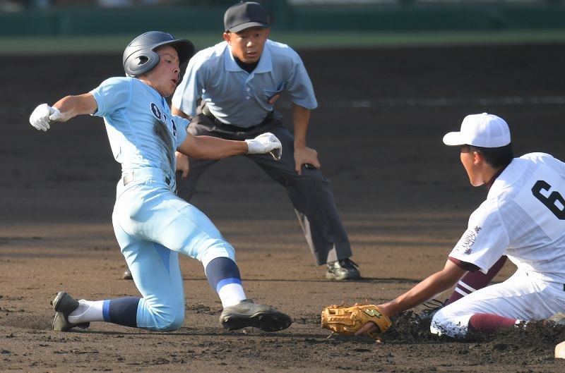 高校野球：第3日第4試合 常総学院（茨城）―近江（滋賀） [写真特集5