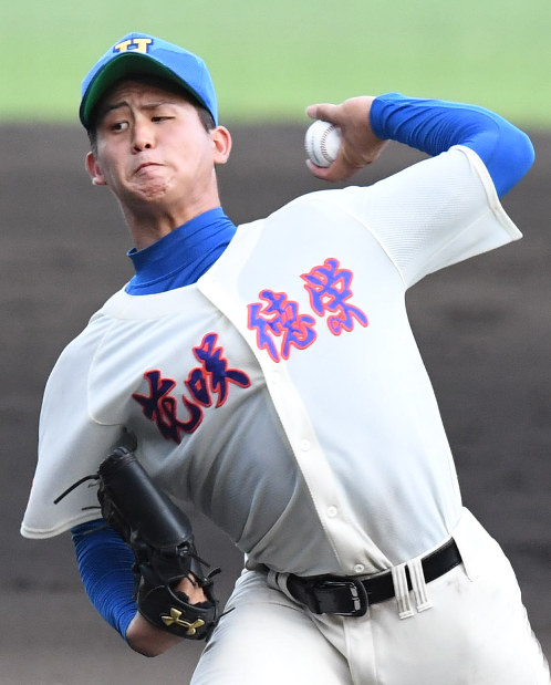 高校野球：花咲徳栄、エースの粘り 変化球有効に11K | 毎日新聞