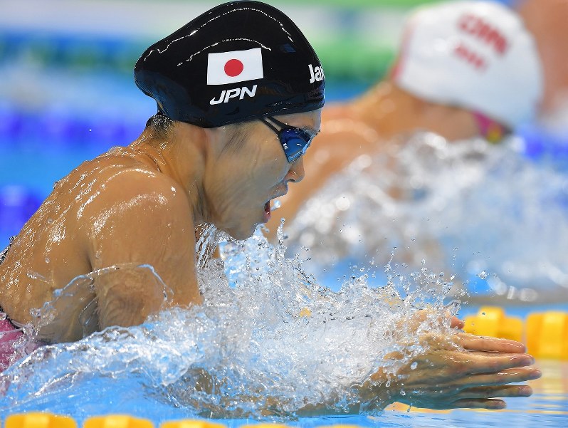 リオ五輪 競泳女子200m平泳ぎ：金藤理絵が金メダル [写真特集21/21